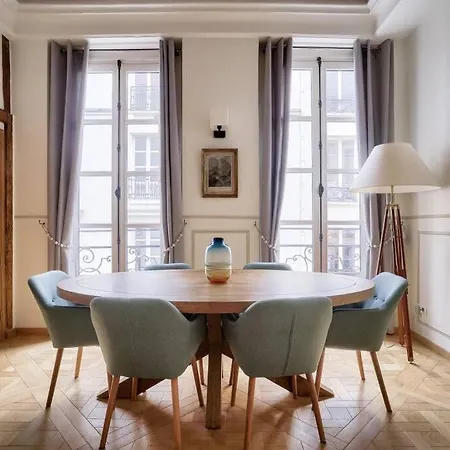 Grandiose Au Coeur De Lägenhet Paris
