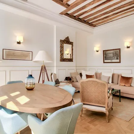 Grandiose Au Coeur De Paris