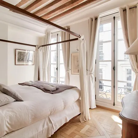 Grandiose Au Coeur De * Paris